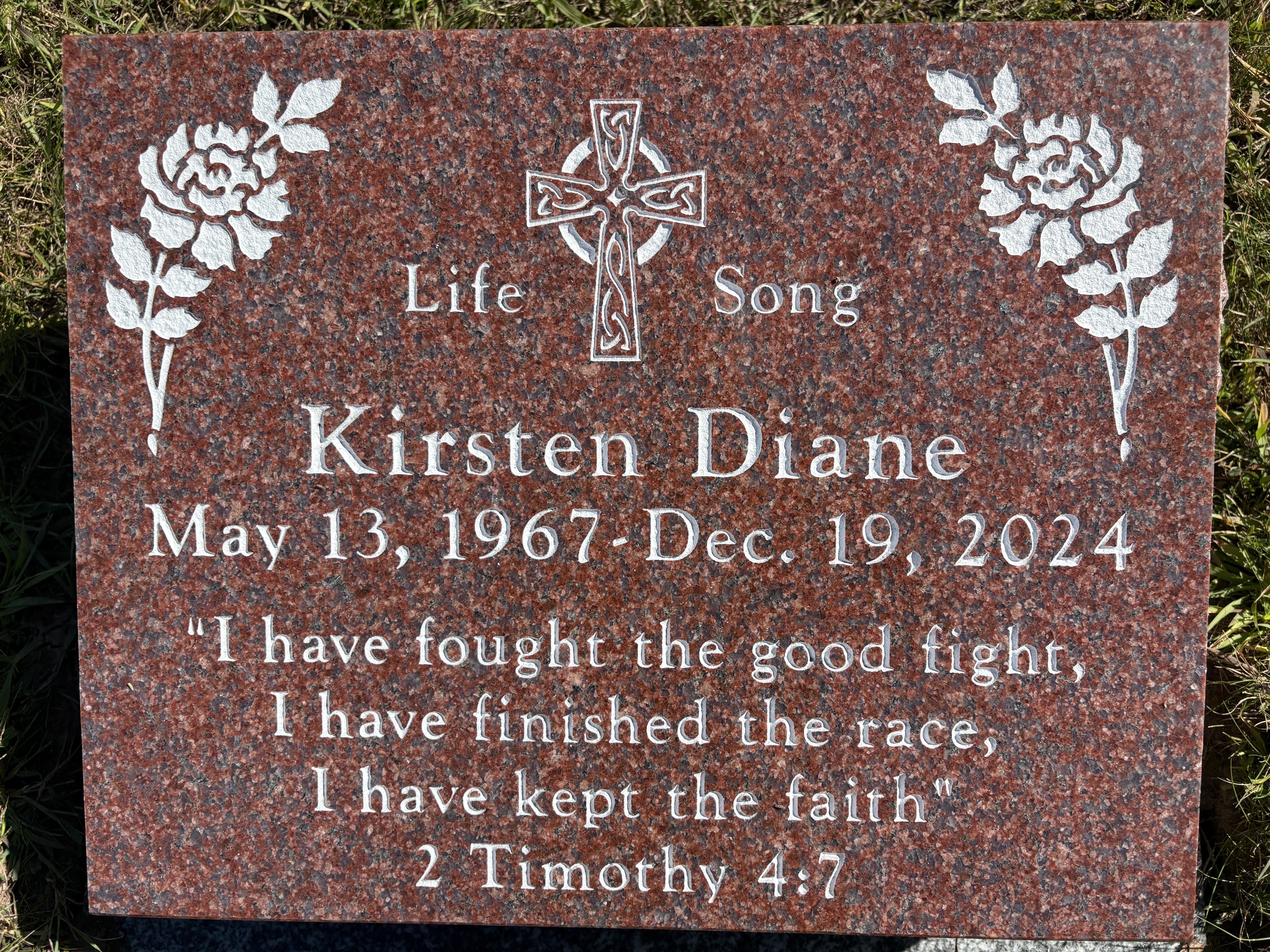 Kirsten MacDonald headstone